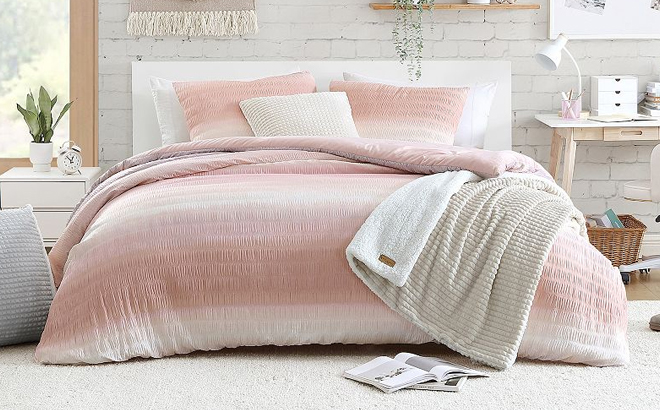 Koolaburra by UGG Skye Comforter Set with Shams