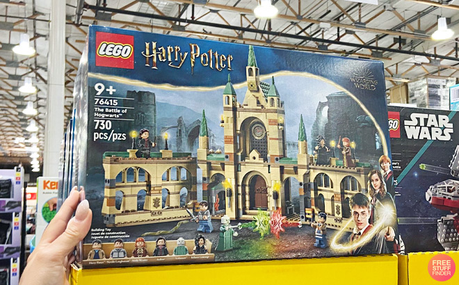 LEGO Harry Potter The Battle of Hogwarts Building Set