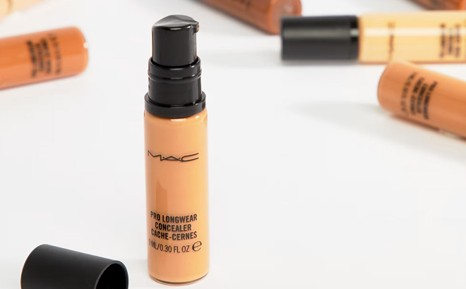 MAC Cosmetics Flawless Pro Longwear Concealer