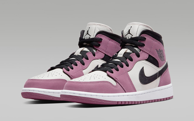 Nike Air Jordan 1 Mid SE Womens Shoes