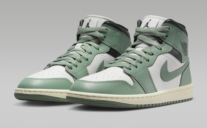 Nike Air Jordan 1 Mid Womens Shoes in Greenjpg