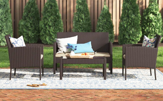 Outdoor 4 Person Seating Group with Cushions