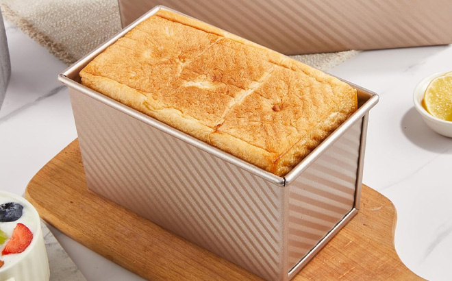 Pullman Loaf Pan with Lid on the Table