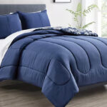 Sunham Classic Damask 3 Pc Comforter Set in Plain Blue