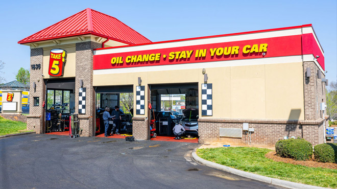 Take 5 Oil Change Storefront