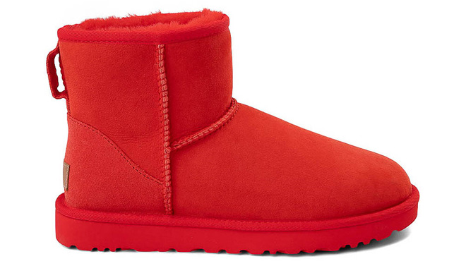 UGG Womens Classic Mini II Boots