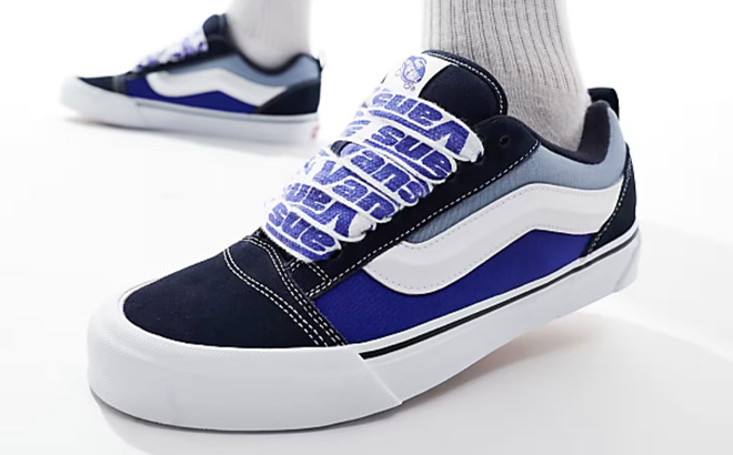 Vans Knu Skool Sneakers