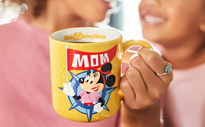 Walt Disney World Minnie Mouse Mom Mug