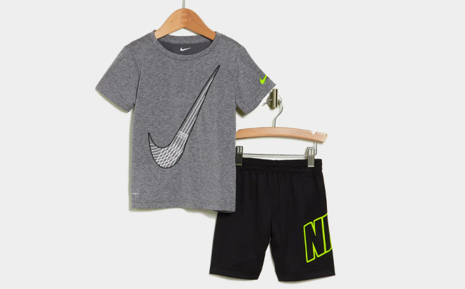 1 Nike Kids Dri FIT Graphic T Shirt and Shorts Set