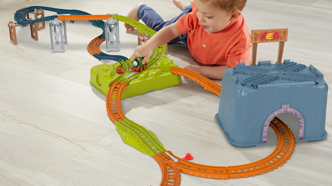 5 Thomas Friends Percys Connect Build Track Train Set