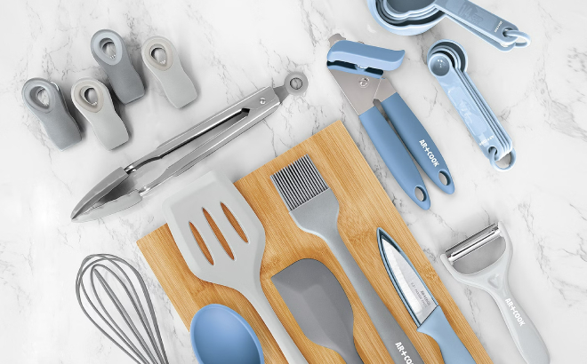 Art Cook 23 Piece Gadget Set