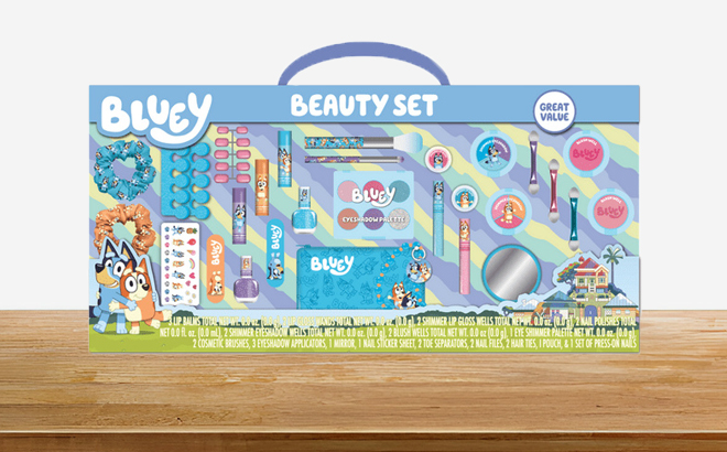 Bluey 27 Piece Beauty Set on a Table 