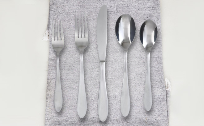 Cambridge 20 Piece Flatware Set