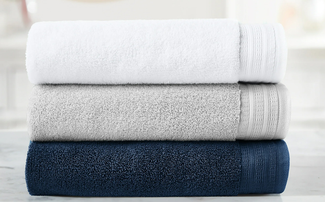 Folded Hotel Style Egyptian Cotton Bath Towels