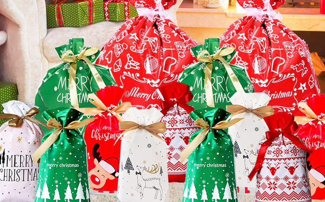 Funnlot Christmas Drawstring Gift Bags