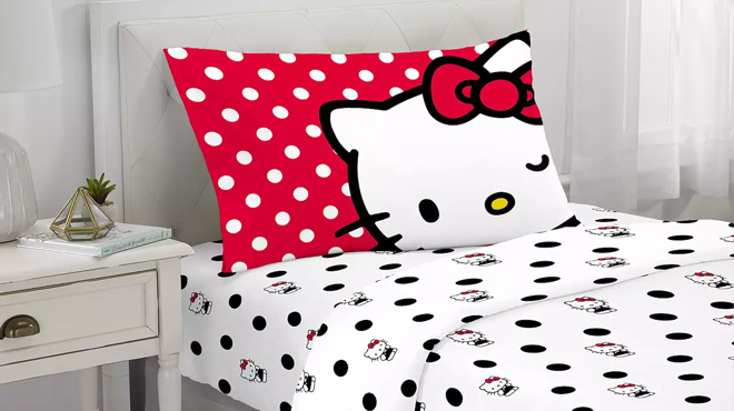 Hello Kitty Sheet Set on a Bed