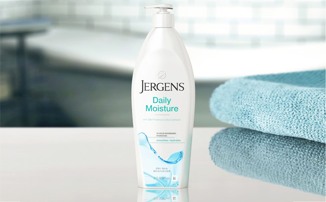 Jergens Daily Moisture Dry Skin Moisturizer