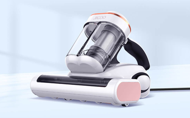 Jigoo Bed Vacuum Cleaner on Bed