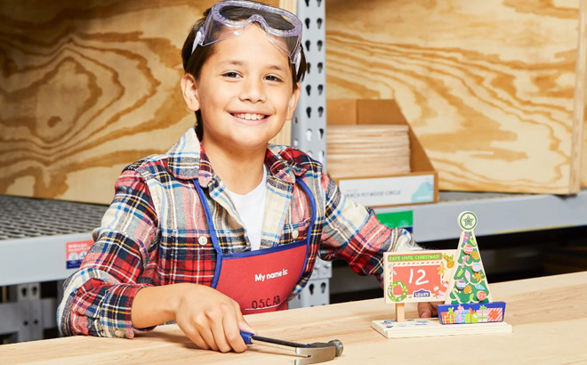 Kids Holiday Countdown Chalkboard Workshop at Lowes