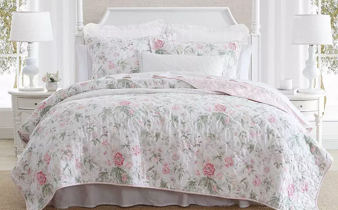 Laura Ashley Breezy Floral Pink Quilt Set