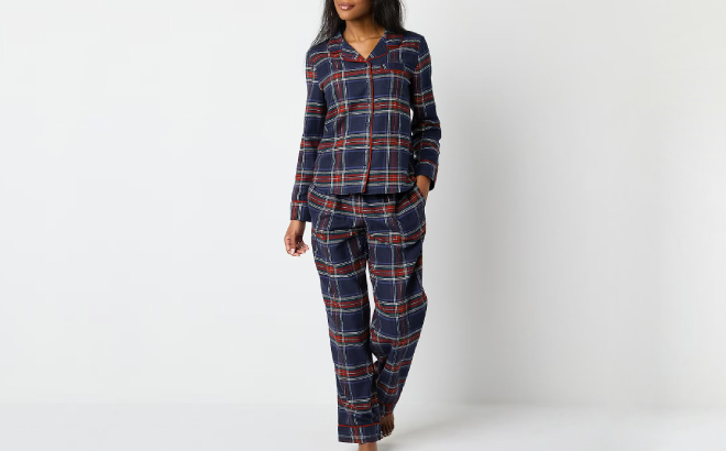 Liz Clairborne Pajama Set