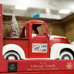 Members Mark Pre Lit Holiday Vintage Truck