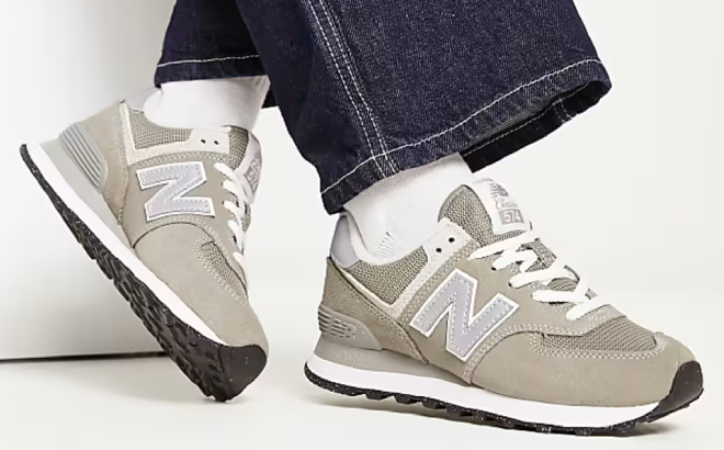 New Balance 574 Shoes