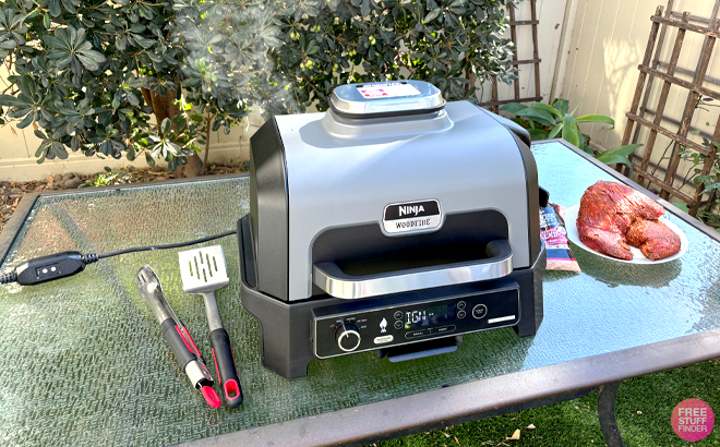 Ninja Woodfire Pro XL Outdoor Electric Smoker AirFry Grill