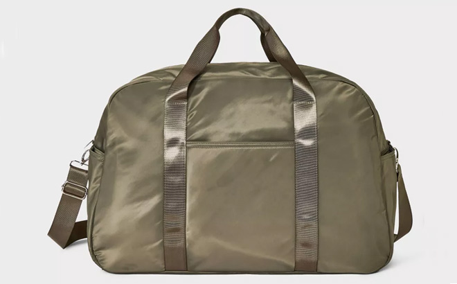 Wild Fable Weekender Bag in Olive Green