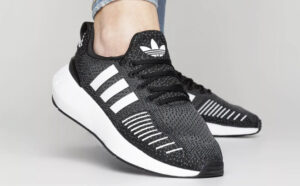 Adidas Swift Run 22 W Shoes