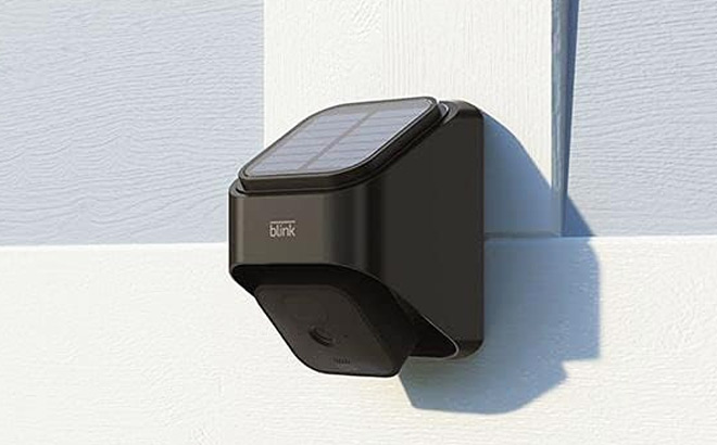 Blink Outdoor 3rd Gen with Solar Panel Charging Mount