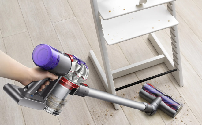 Dyson V7 Advanced Cordless Vacuum Cleaner