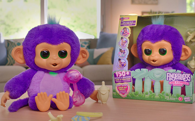 Fingerlings Care ‘n Cuddles Interactive Baby Monkey