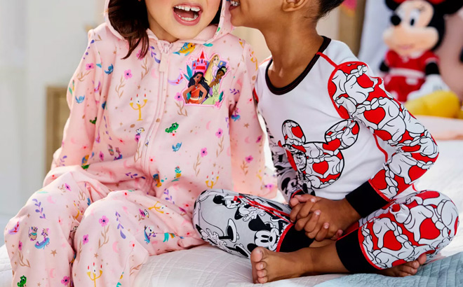 Kids Wearing Mickey and Minnie Mouse Heart Hands Pajamas