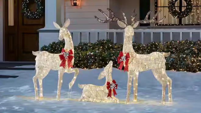 LED Deer Family Holiday Yard Decoration