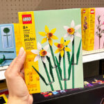 LEGO Daffodils Building Toy Set