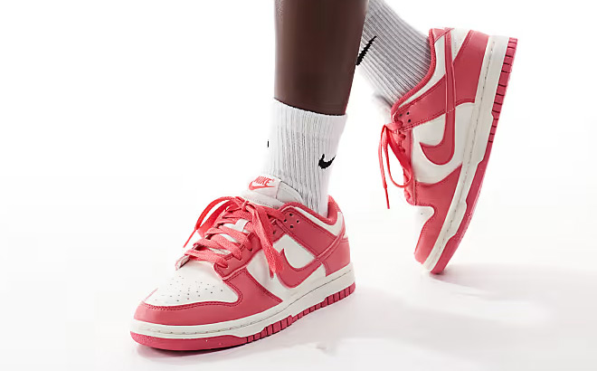 Nike Pink Dunk Shoes