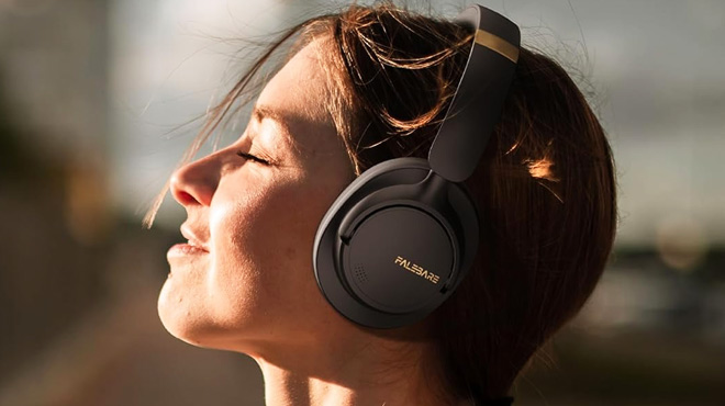 Noise Cancelling Headphones