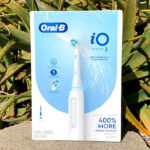 Oral B iO Series 3 Electric Toothbrush in White Color