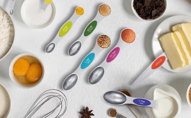 Premium Magnetic Measuring Spoons Set on the Table