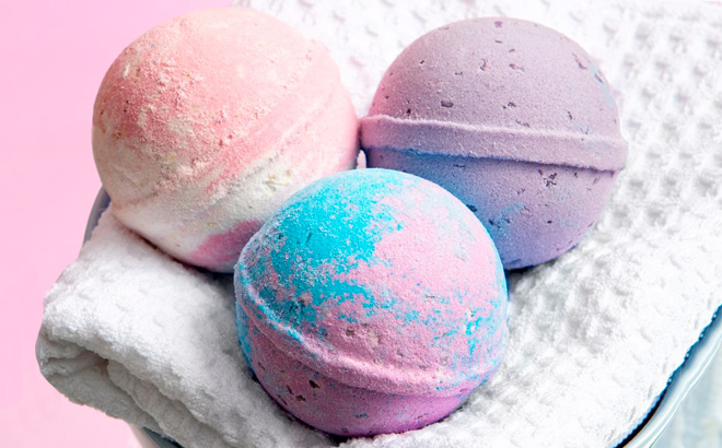 Relaxing Fizzing Round Bath Bomb