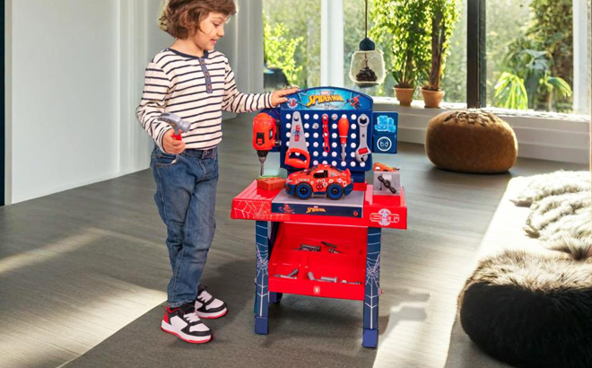 Spider Man Tool Bench Playset with Take Apart Car