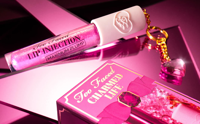 Too Faced Maximum Plump Lip Gloss & Key Chain Set