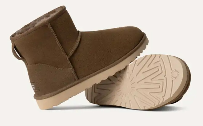 UGG Mens Classic Mini Boot