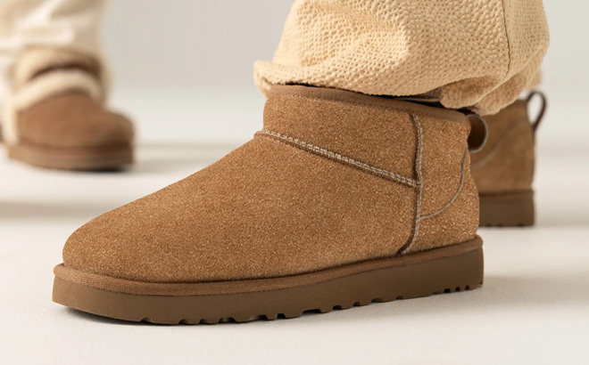 UGG Mens Classic Ultra Mini Shaggy Water Resistant Boots