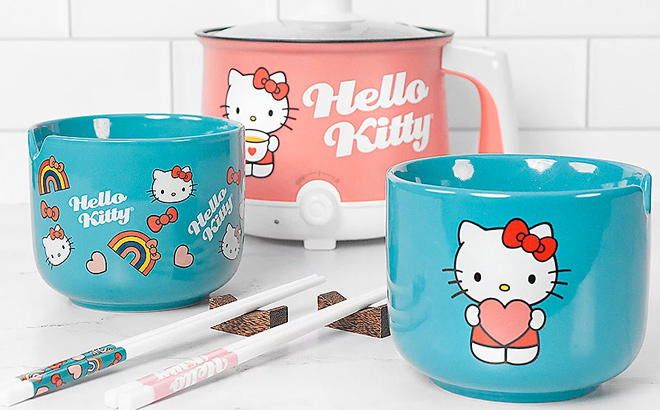 Uncanny Brands Hello Kitty 16 oz Hot Pot withAccessories