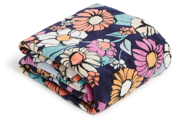 Vera Bradley Outlet Fleece Throw Blanket