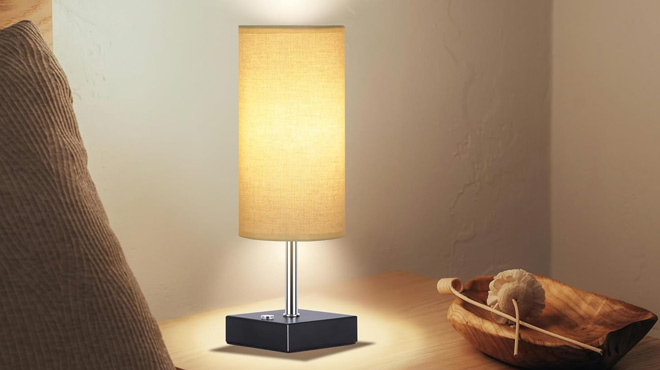 AVV Cordless Battery Operated Table Lamp