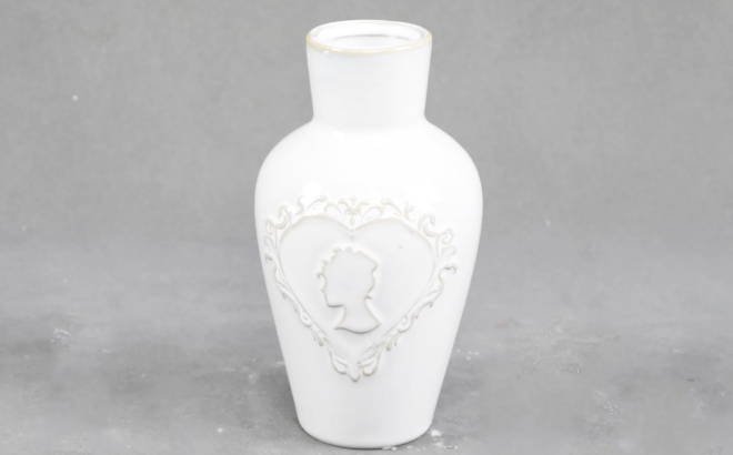 Bridgerton White Ceramic Vase