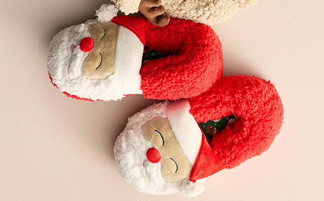 Dearfoams Santa Slippers